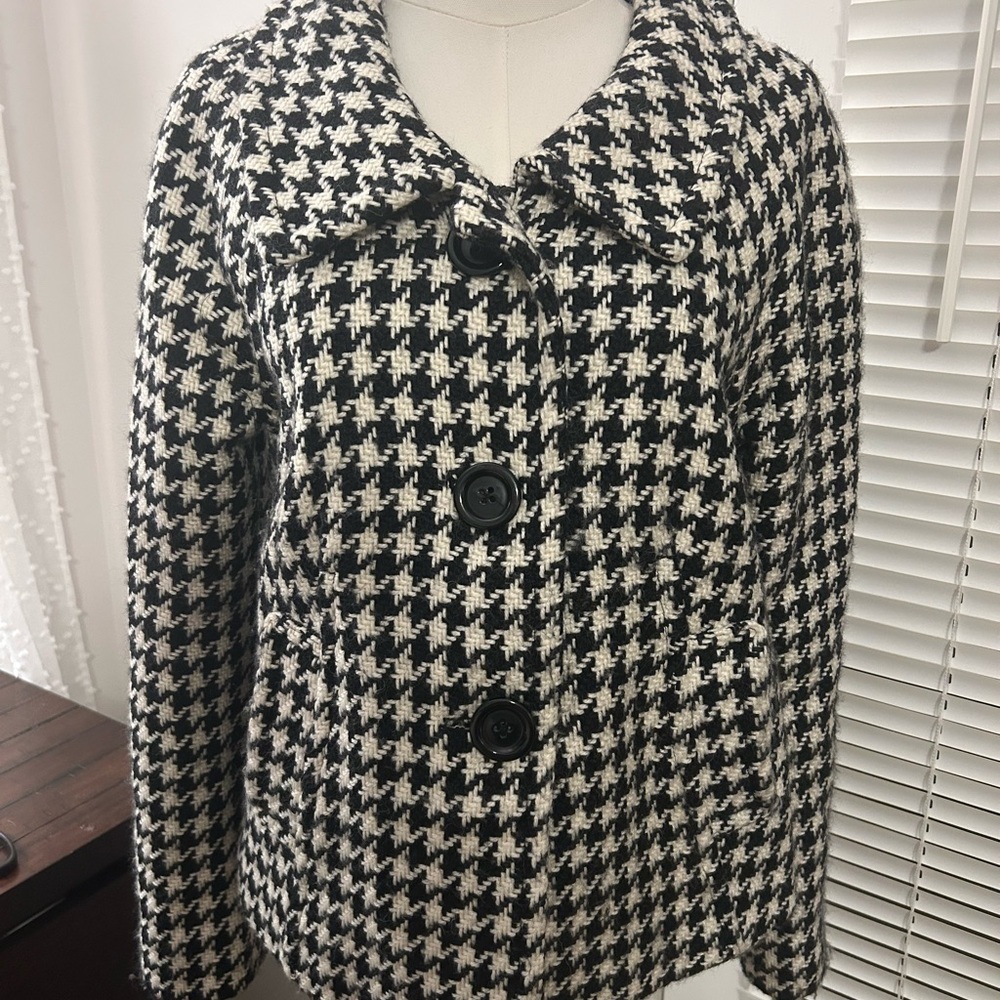 Women’s Rafaella Black and White Houndstooth Pea Coat Size 10